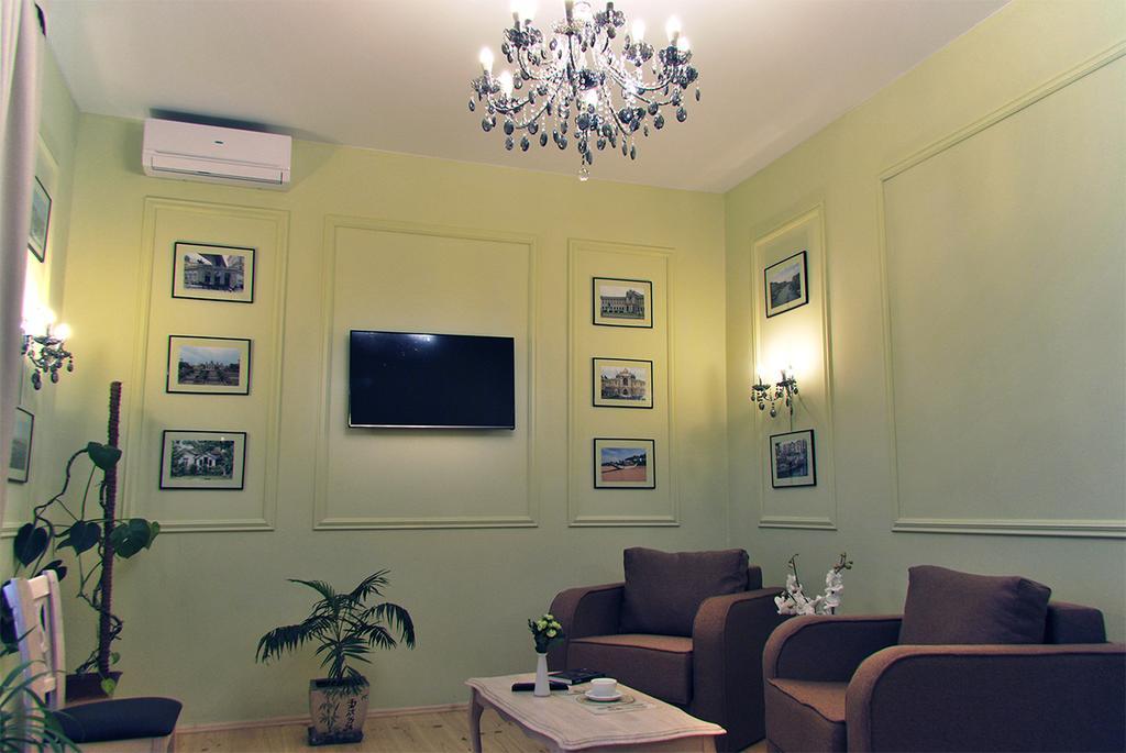 Classic Apartment On Zhukovskoho Odessa Exteriör bild